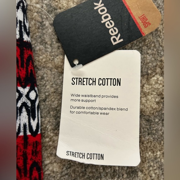 🎅🏻 REEBOK SPORT STRETCH COTTON TIGHT FIT CAPRI LEGGINGS SMALL NWT $35 - Picture 5 of 12